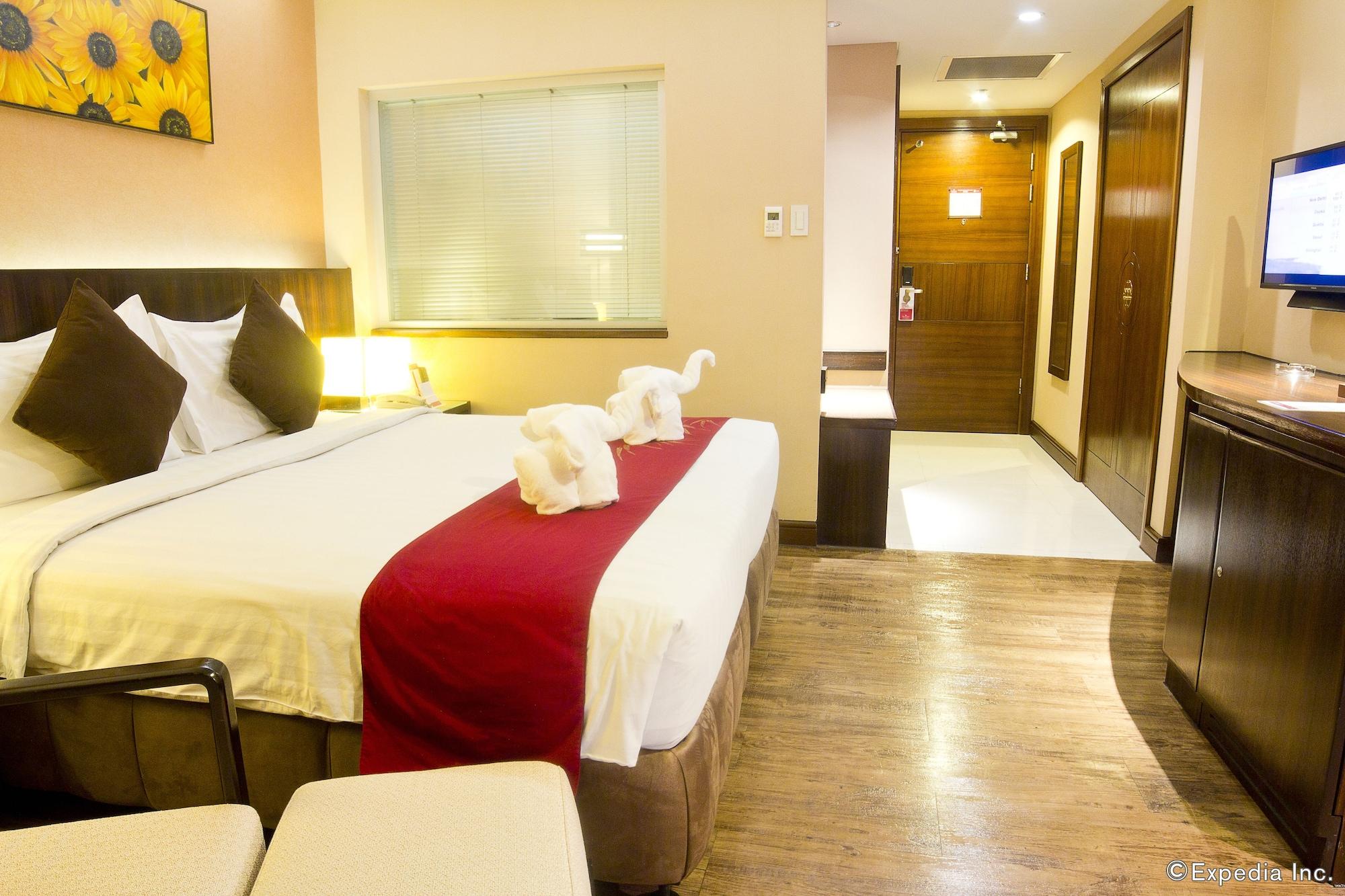 Ramada By Wyndham Manila Central Zewnętrze zdjęcie